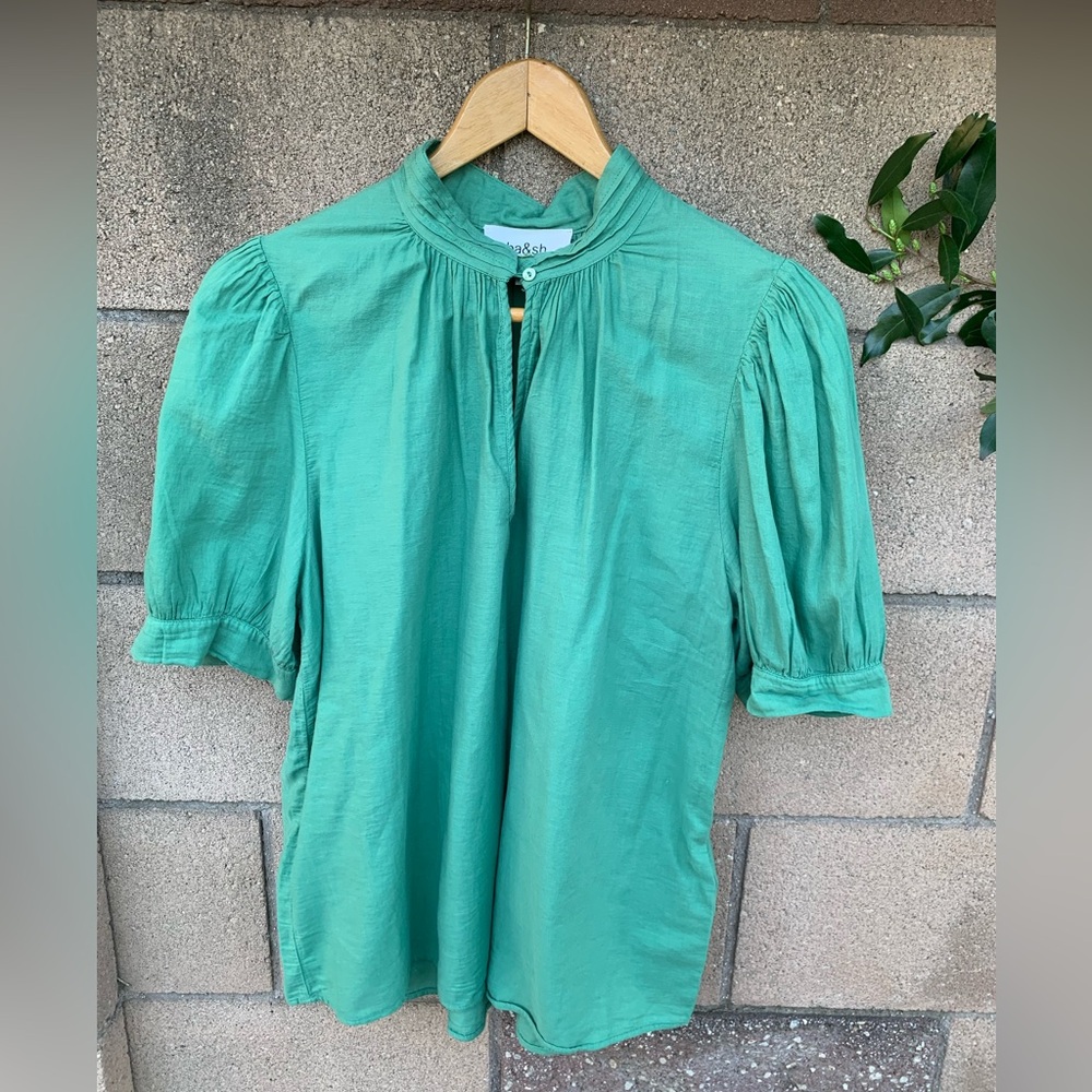 ba&sh Short-Sleeve Green keyhole lady Blouse (size 2 in brand is medium)